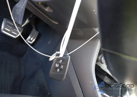 2021 Volkswagen Jetta Gli 2.0T Autobahn/2.0T S z USA, uszkodzony, nr VIN 3VW6T7BU6MM096341